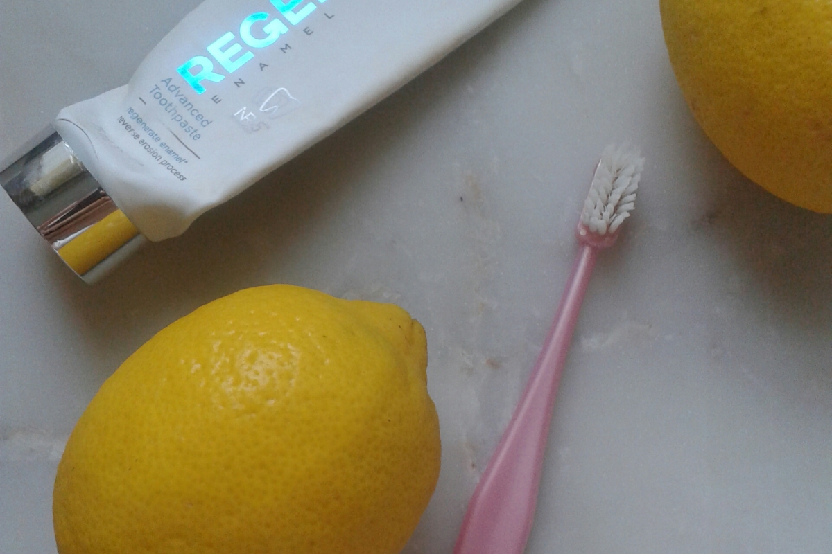REVIEW: Regenerate Enamel Science NR5 Toothpaste Worth the Hype?
